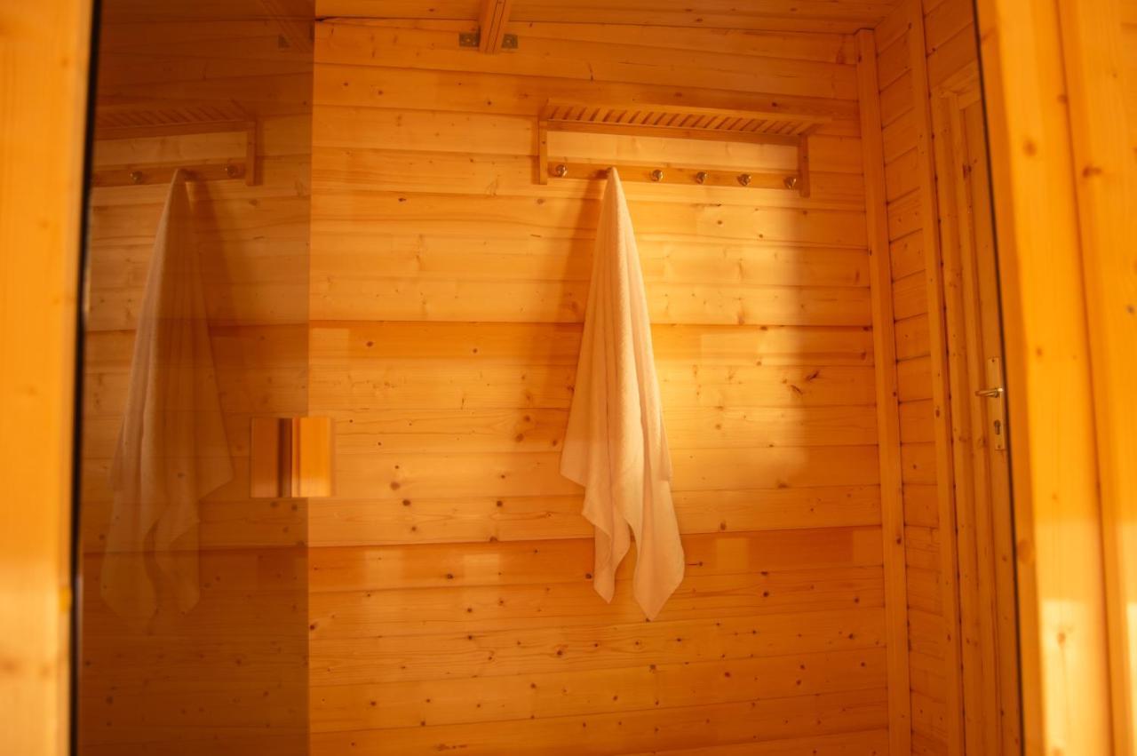 Wellnessoase Mitten In Der Wasserfallstadt Triberg Triberg im Schwarzwald Zewnętrze zdjęcie
